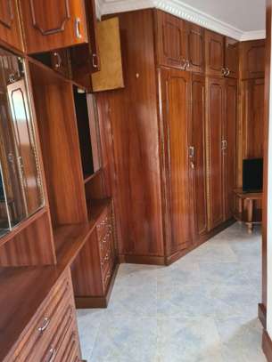 5 Bed House with En Suite in Runda image 27