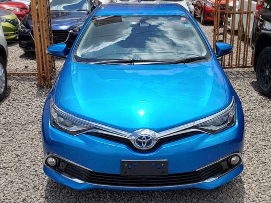 Toyota Auris blue color fully loaded 2017 model image 10
