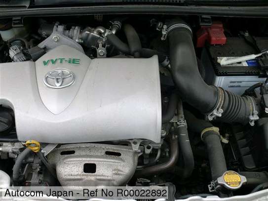 Toyota vitz 1300cc (coast motors) image 6