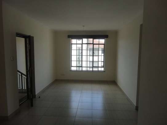 3 Bed Apartment with En Suite in Mombasa Road image 25
