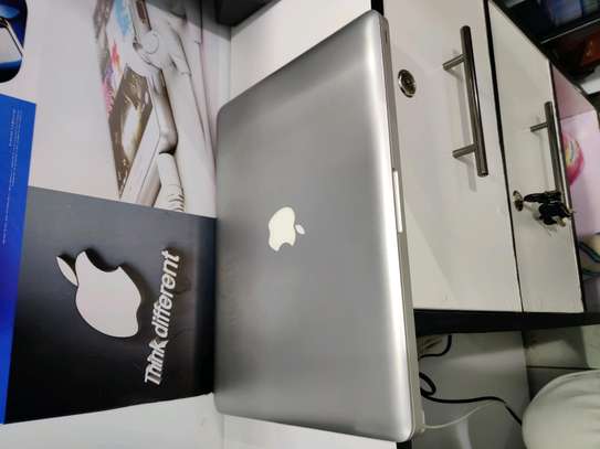 MacBook Pro 2012 image 3