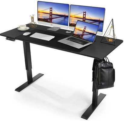 Office Desk: 1.4M Electric Adjustable Desk image 2