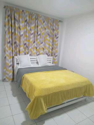 2 Bedroom Airbnb image 3