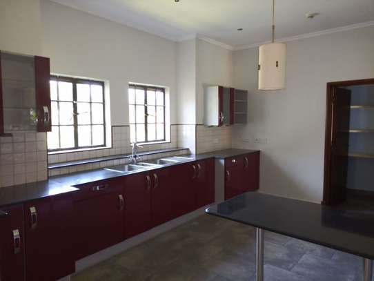 4 Bed Townhouse with En Suite at Mae Ridge image 18