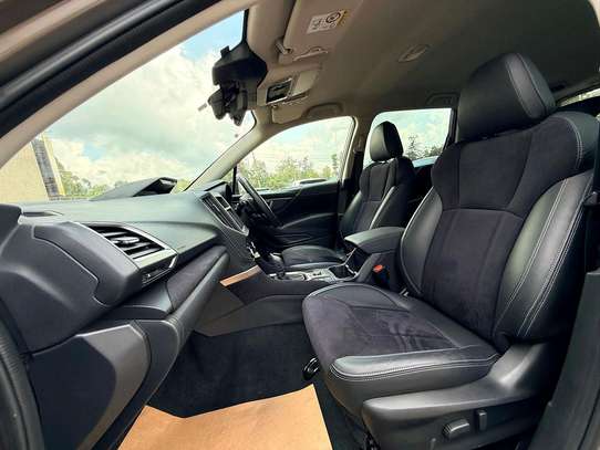 2022 Subaru Forester image 12