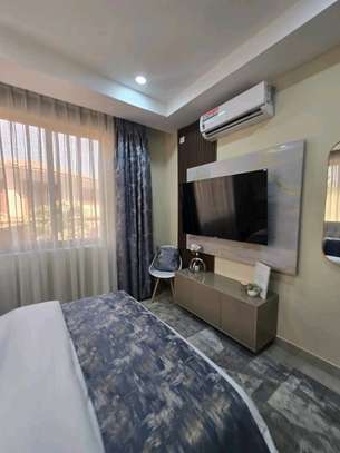 1 Bed Apartment with En Suite at Off Links Road image 1