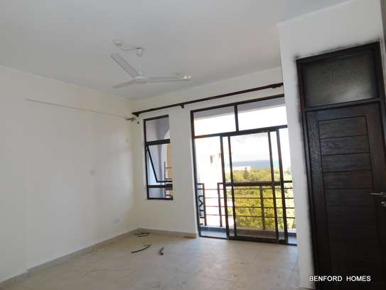 3 Bed Apartment with En Suite at Nyali image 10
