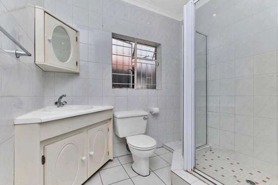 Westlands, Lantana Road Muthangari 3 bedroom bungalow family image 9
