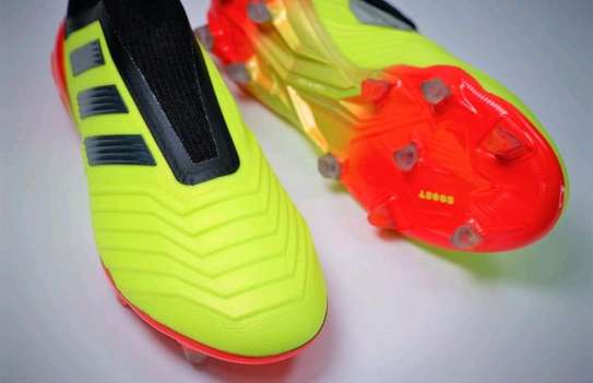 Adidas predator store 18.1 fg 354