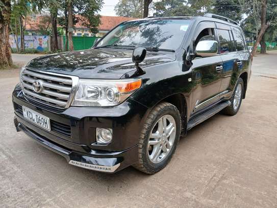 Toyota Landcruiser v8 ZX image 3