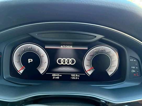 AUDI Q8 QUATTRO S LINE 2019 WHITE image 6