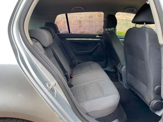 VW Golf image 3
