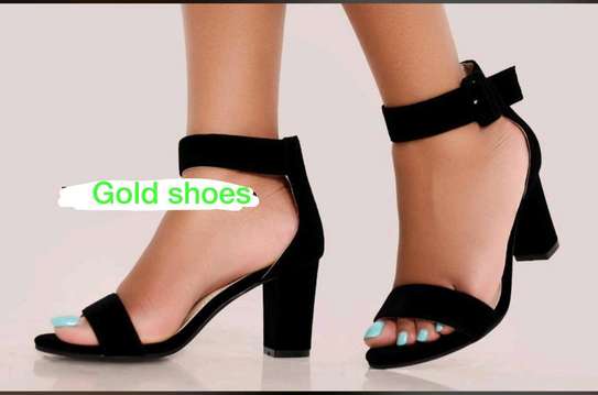 Chunky heel discount women's shoes