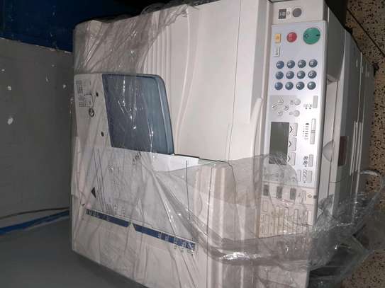 Affordable photocopies machine mp 2000 image 2