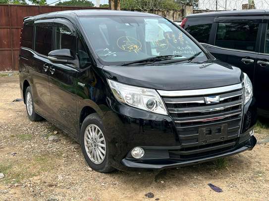 TOYOTA NOAH HYBRID (We accept hire purchase) image 7