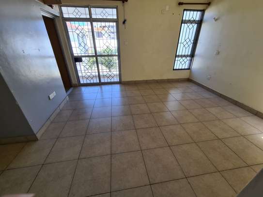 3 Bed Townhouse with En Suite in Nyali Area image 10