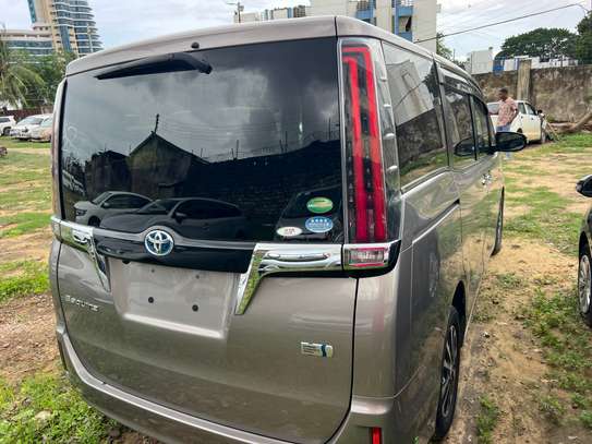 TOYOTA ESQUIRE (WE ACCEPT HIRE PURCHASE) image 2