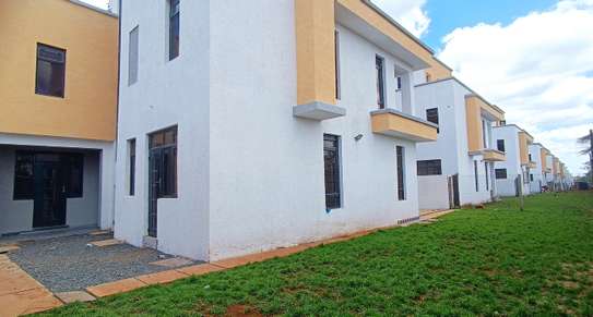 3 Bed Villa with Garden in Ongata Rongai image 2