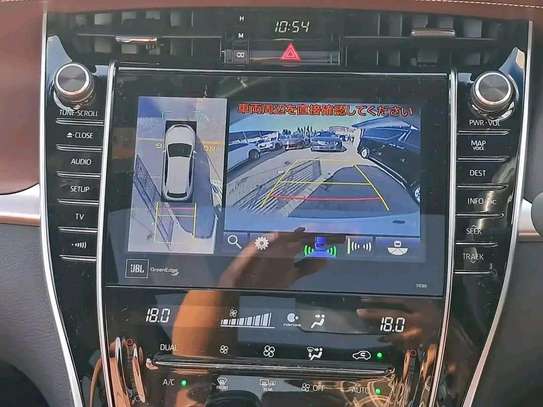 Toyota Harrier Premium Sunroof White 2018 2wd image 8