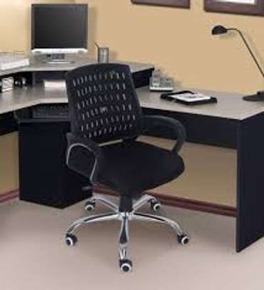 Swivel Mesh Mid Back Secretarial Office Working Chair image 3