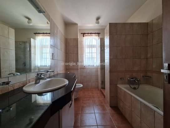 3 Bed Apartment with En Suite at Riverside Drive image 26