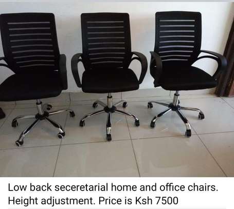 Executive office chairs image 9