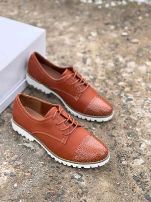 Ladies Brogues. image 7