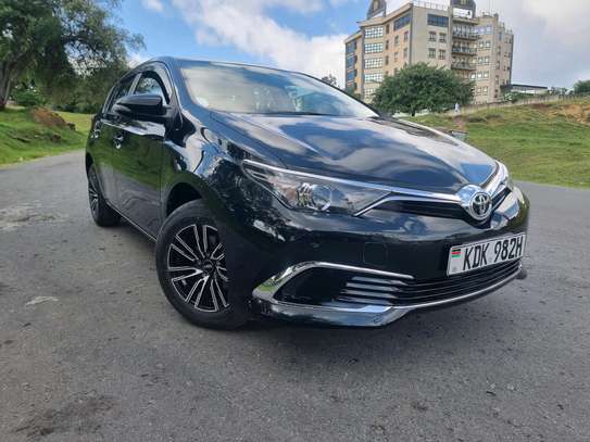 Toyota Auris in mint condition image 10