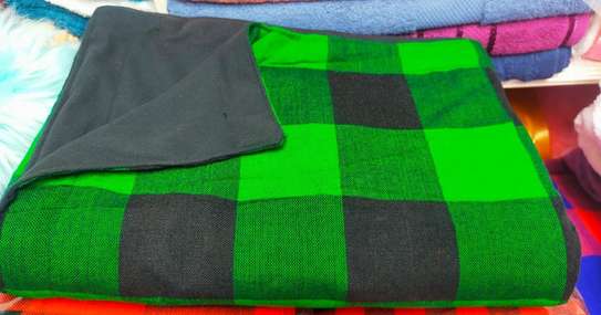super quality Maasai bedcovers image 3