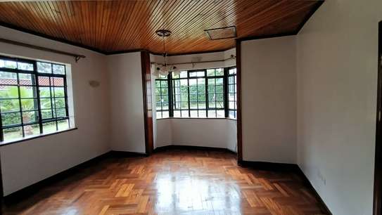 4 bedroom townhouse for rent in Nyari image 10