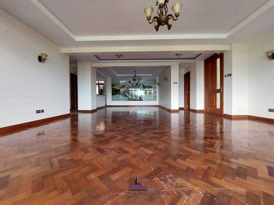 3 Bed Apartment with En Suite at Riverside Drive image 11