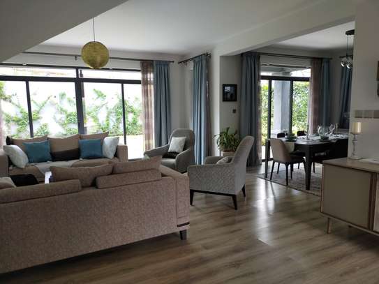 3 Bed Villa with En Suite in Runda image 27