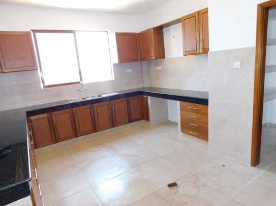 3 Bed Apartment with Swimming Pool in Nyali Area image 9