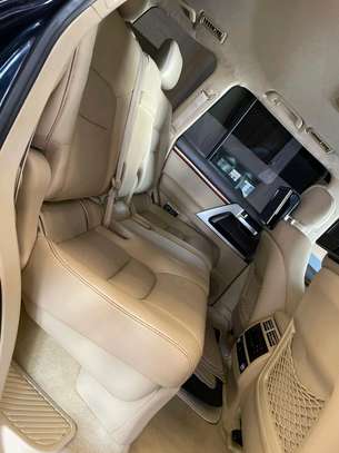 Landcruiser V8 SAHARA image 6