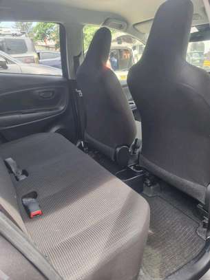 Toyota vitz  1000 cc G grade image 4