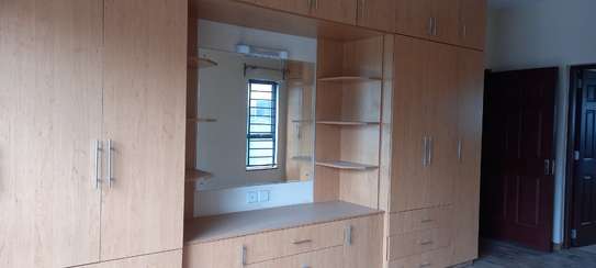 3 Bed Apartment with En Suite at Rhapta Road image 25
