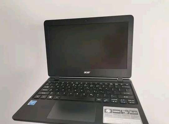 Acer laptop image 2