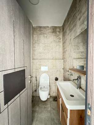 1 Bedroom apartment for rent in Kileleshwa image 8