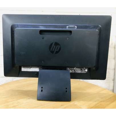 HP ProDisplay P200 19.5 Inch LED Backlit Monitor image 3