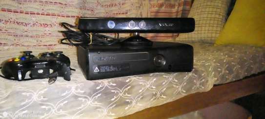 Xbox 360 chipped plus 20 games inclusive image 3