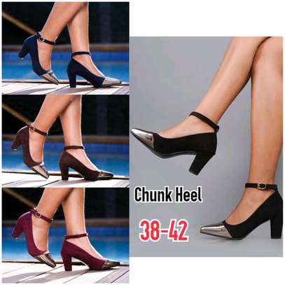 Amazing Chunk heels image 5
