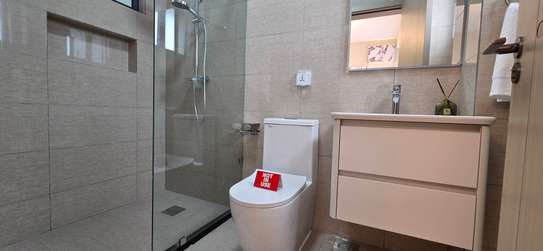 4 Bed Apartment with En Suite in Kilimani image 12