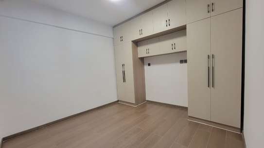 3 Bed Apartment with En Suite in Kilimani image 8