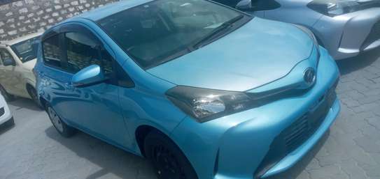Toyota vitz image 3