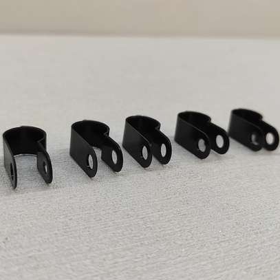 10pcs R-type cable clamps nylon black 10mm image 1