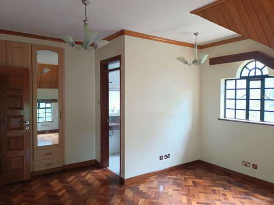 5 bedroom house for rent in Loresho image 10