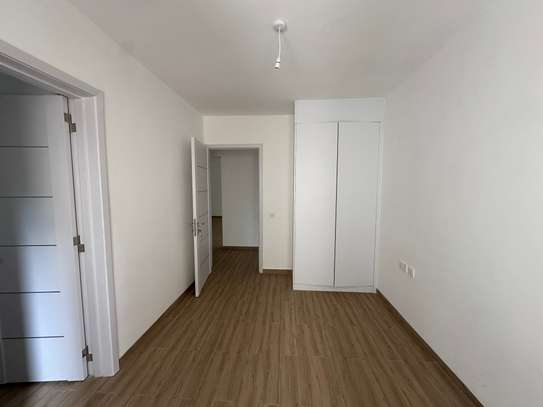 3 Bed Apartment with En Suite in Kileleshwa image 8