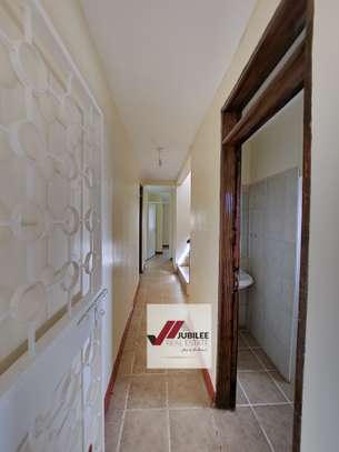 4 Bed House with En Suite in Kyuna image 13