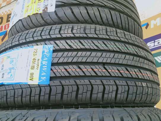 225/45R19 Brand new Bearway tyres. image 1