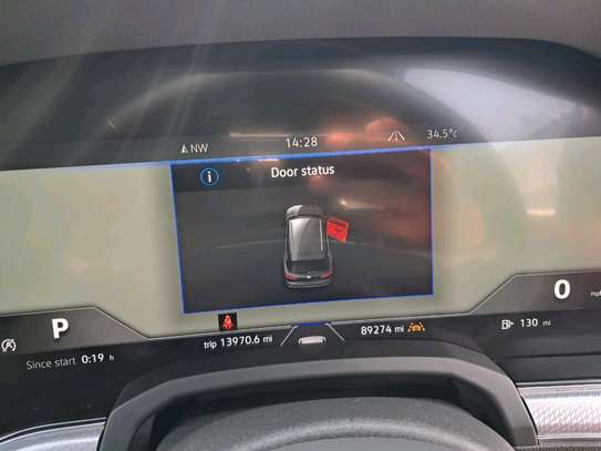 Volkswagen Touareg TDI 4MOTION 2021 image 8